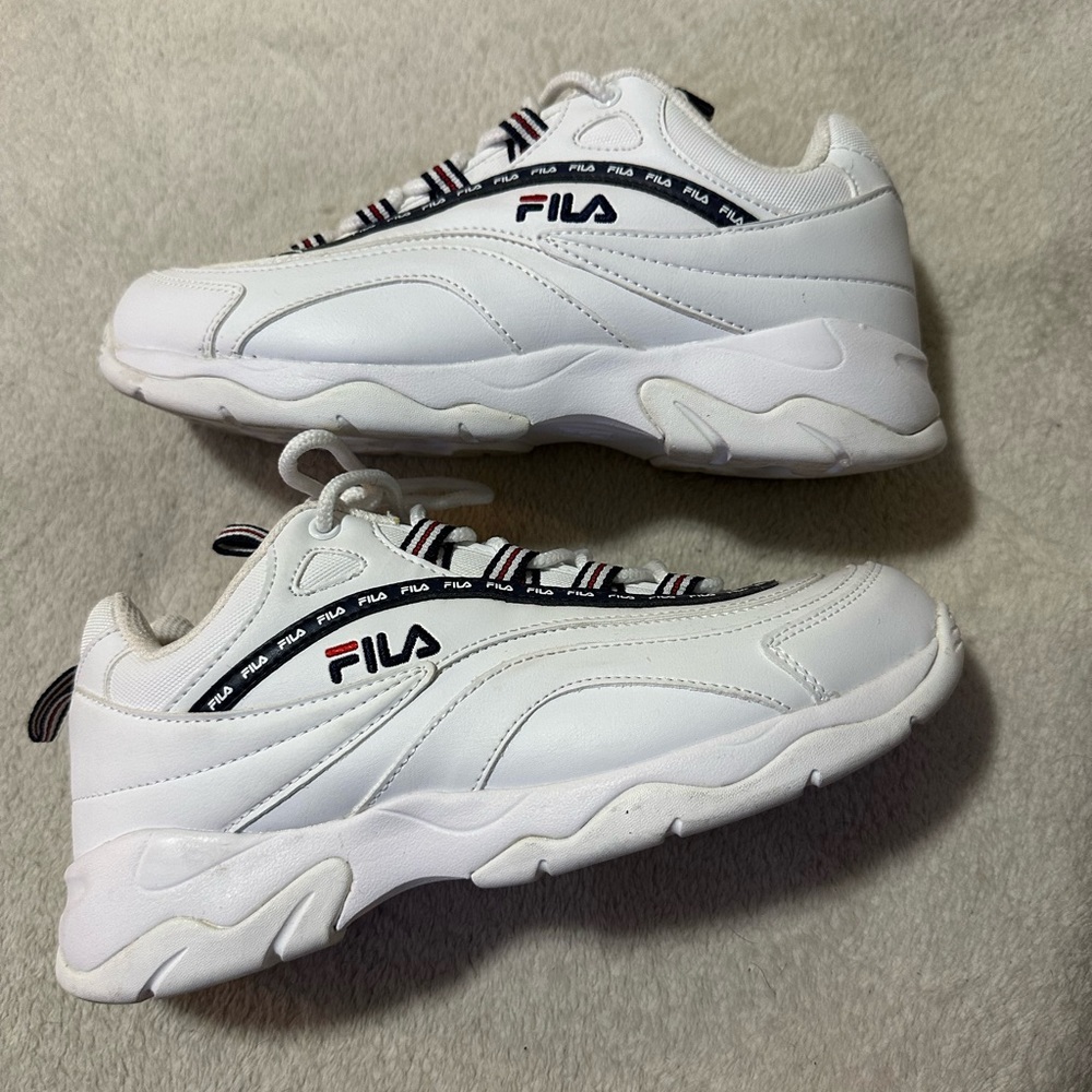 Women’s Fila Runner